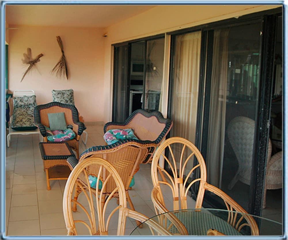 Colony Cove Beach Resort Christiansted Exteriör bild